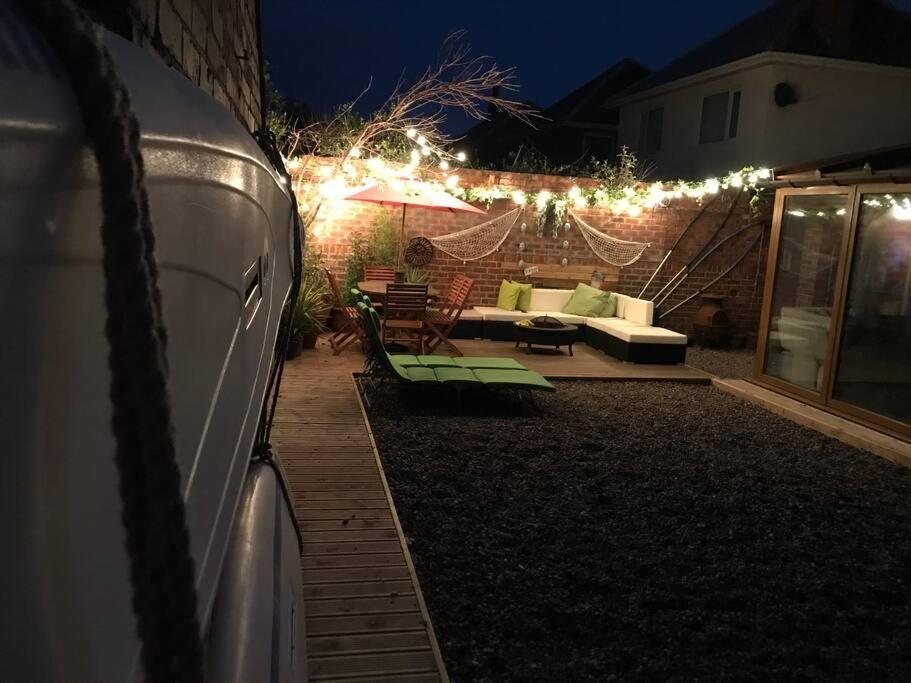 The Beach House South - Blackpool - Entire Holiday Home Exteriör bild
